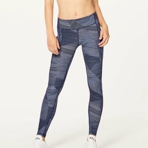 Lululemon Speed Up Tight *Full-On Luxtreme 28"
Etch Hail Midnight Navy 8